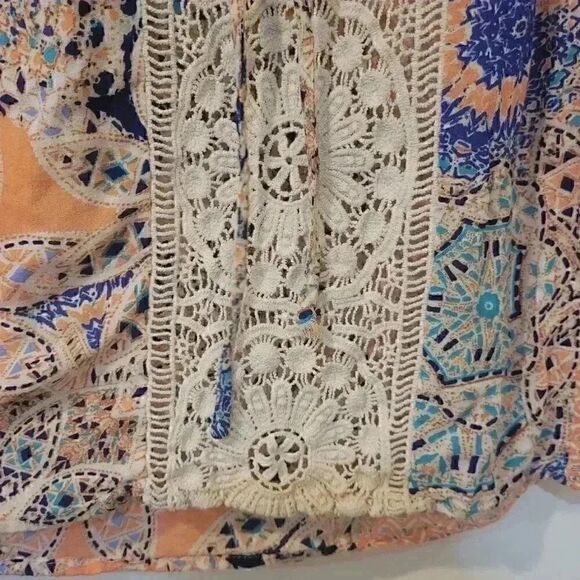 𝅺Lucy & Laurel Women's Blue/Orange/Cream Lace Tunic Blouse - Picture 8 of 10
